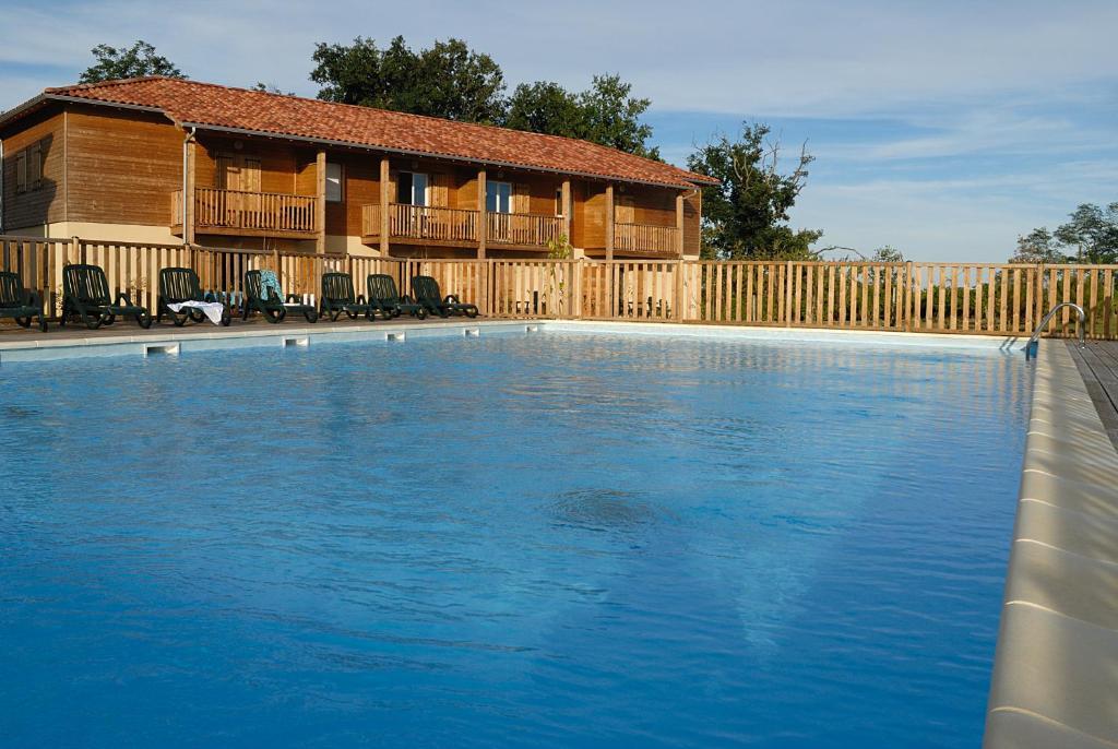 Madame Vacances - Residence Du Golf D'Armagnac Eauze 部屋 写真